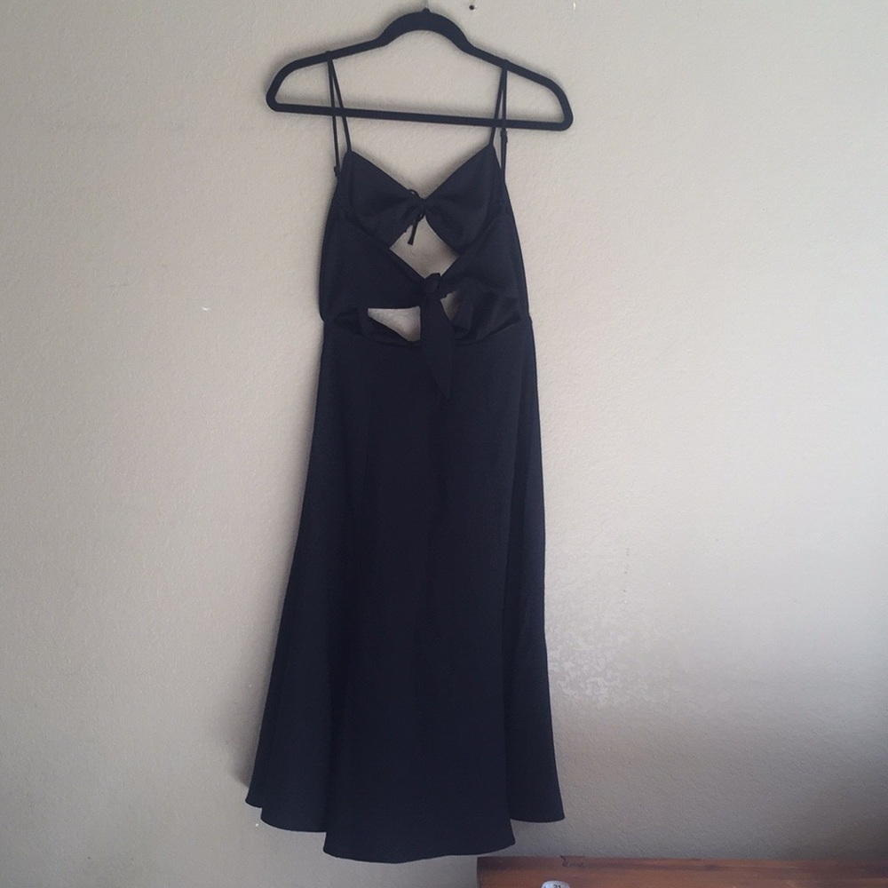 NBD tie me down dress - Picture 5 of 8